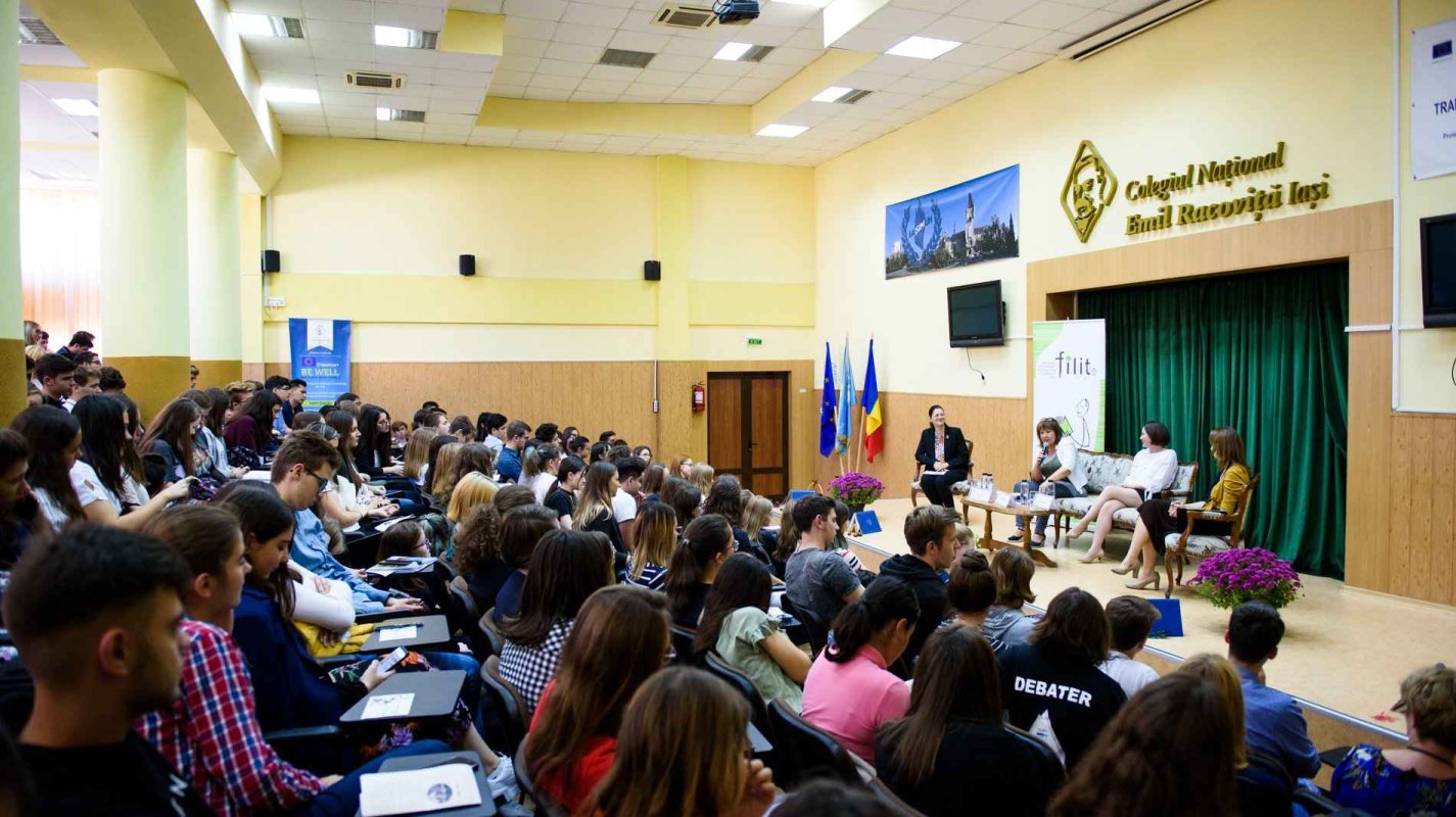 Tinerii, în prim-planul festivalului de literatură de la Iaşi 128180