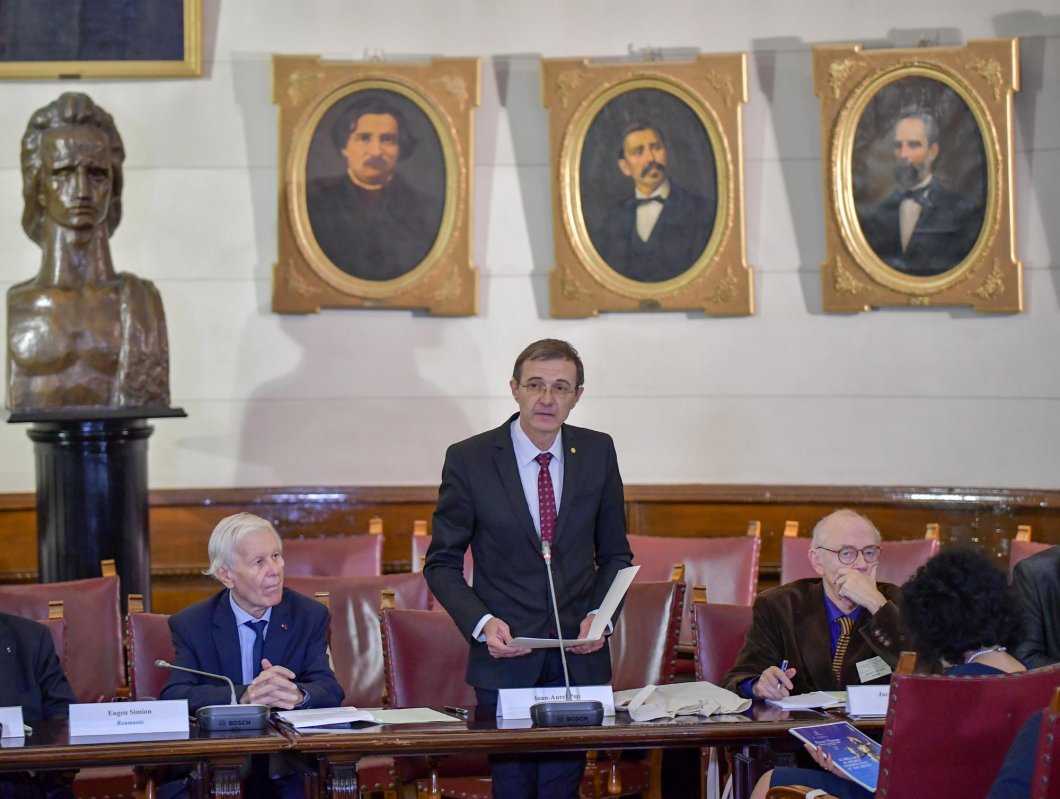 Seminar internaţional la Academia Română 128226