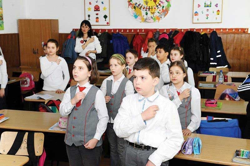 Educația religioasă, prilej de bucurie și împlinire sufletească 128337