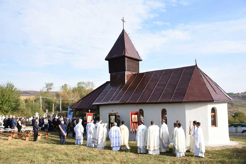 Veșmântul harului pentru biserica din Boju Cătun, județul Cluj 128325