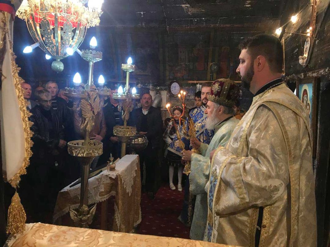 Binecuvântare în satele Ţărmure şi Ioneşti din județul Arad 128386