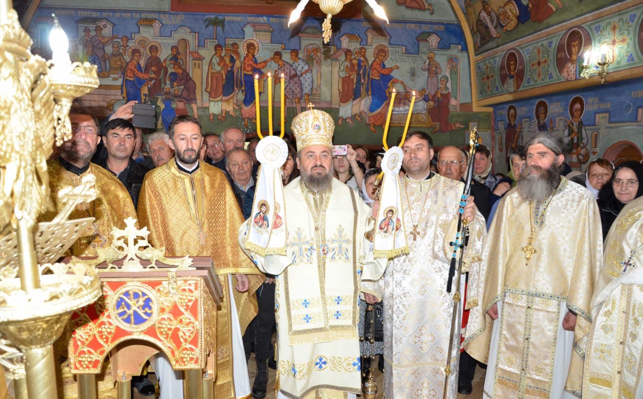 Biserica din Stejărel, Hunedoara, a fost târnosită 128417