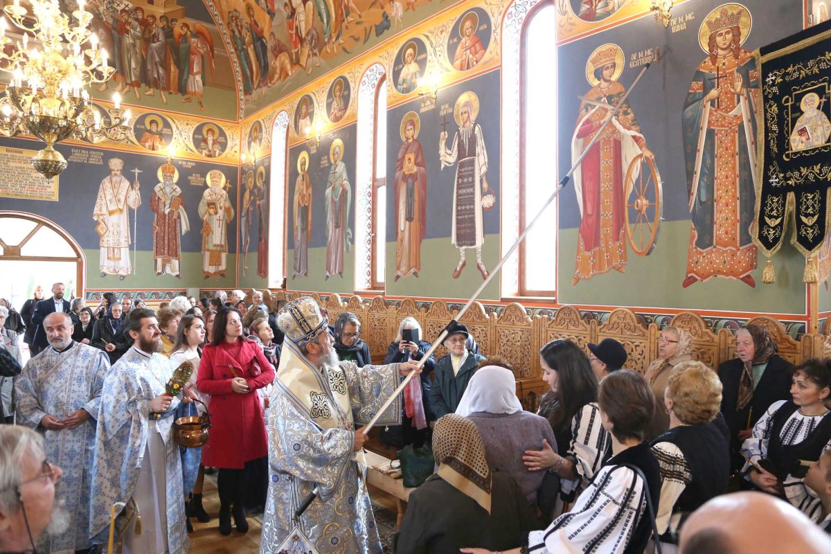 Sfinţire de biserică  în Bradu, Sibiu 128414