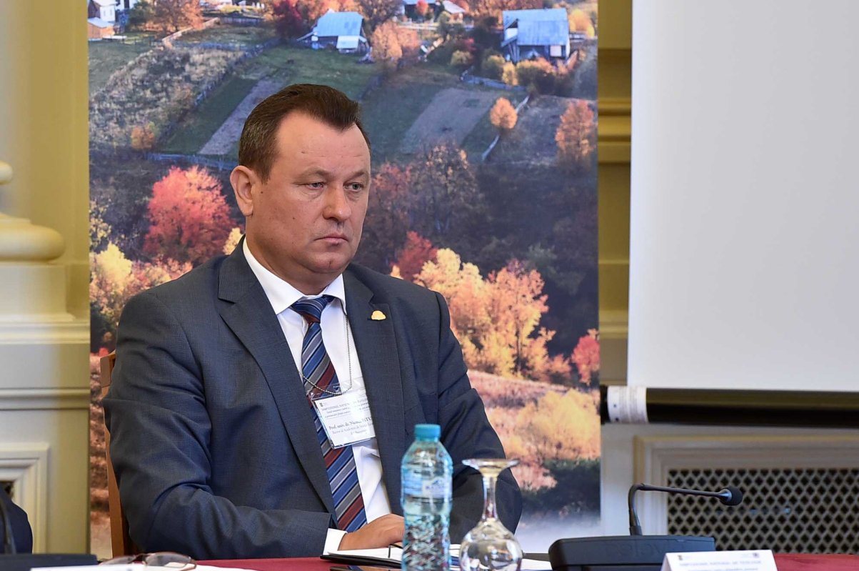 Simpozion Național de Teologie la Palatul Patriarhiei 128450