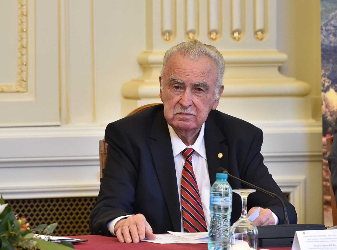 Simpozion Național de Teologie la Palatul Patriarhiei 128451