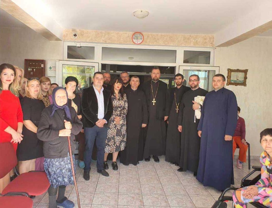 Evenimente festive destinate vârstnicilor 128493