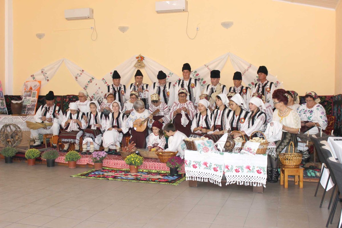 Evocarea satului românesc în cadrul Protopopiatului Galaţi 128707