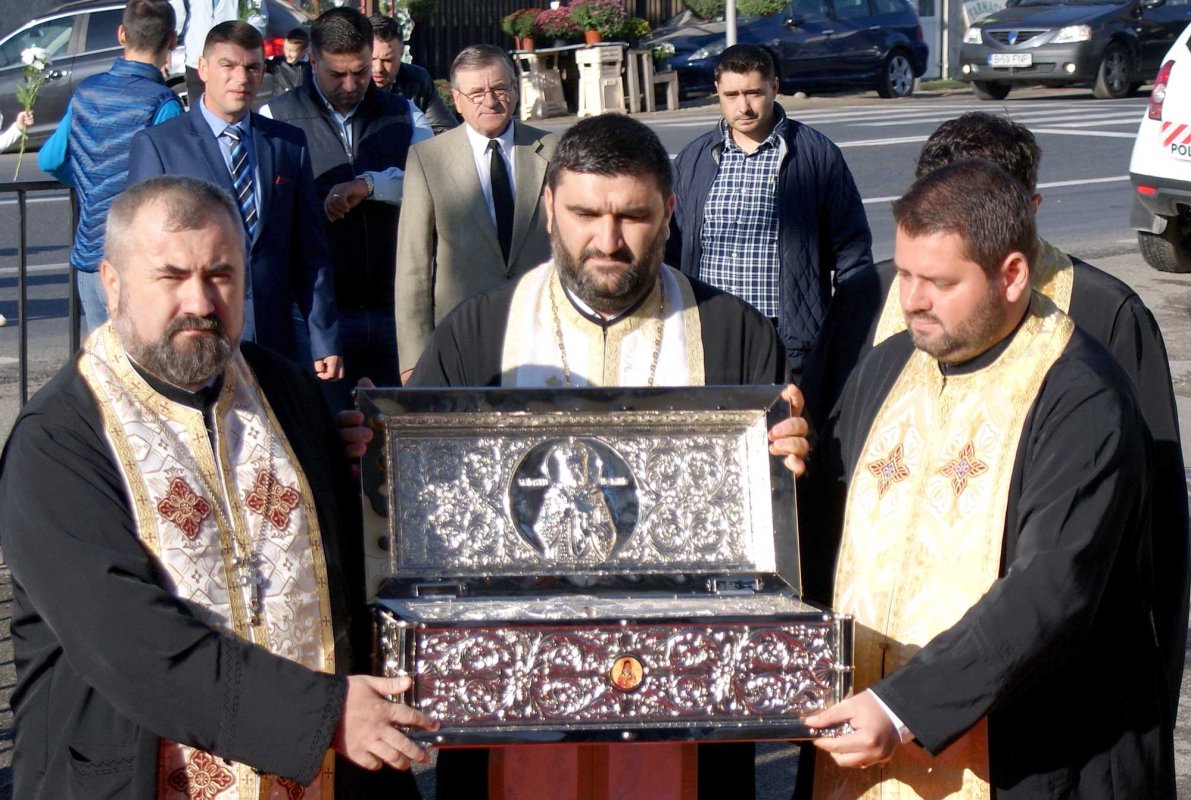 Binecuvântarea unei noi racle pentru moaștele Sfântului Nectarie 128885