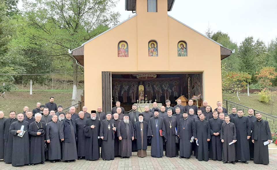 Patriarhii Nicodim și Iustin, comemorați în Protopopiatul Lipova 128895