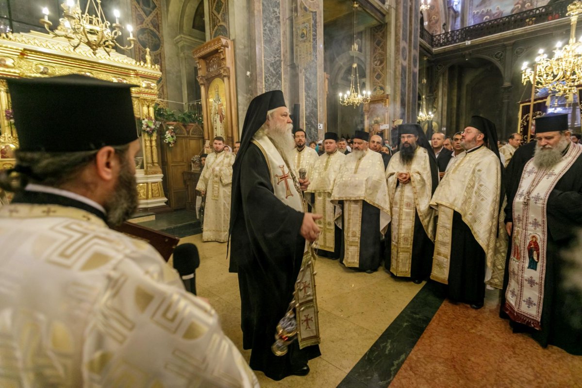 Procesiune cu moaștele Sfintei Parascheva la Iași 128783