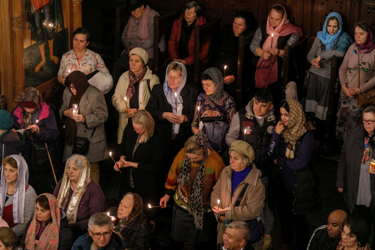 Procesiune cu moaștele Sfintei Parascheva la Iași 128792