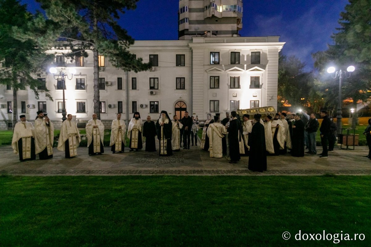Procesiune cu moaștele Sfintei Parascheva la Iași 128836