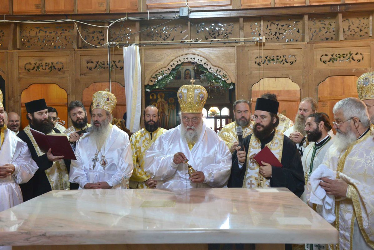 A fost sfințită Biserica „Sfântul Apostol Toma” din Iași 129051