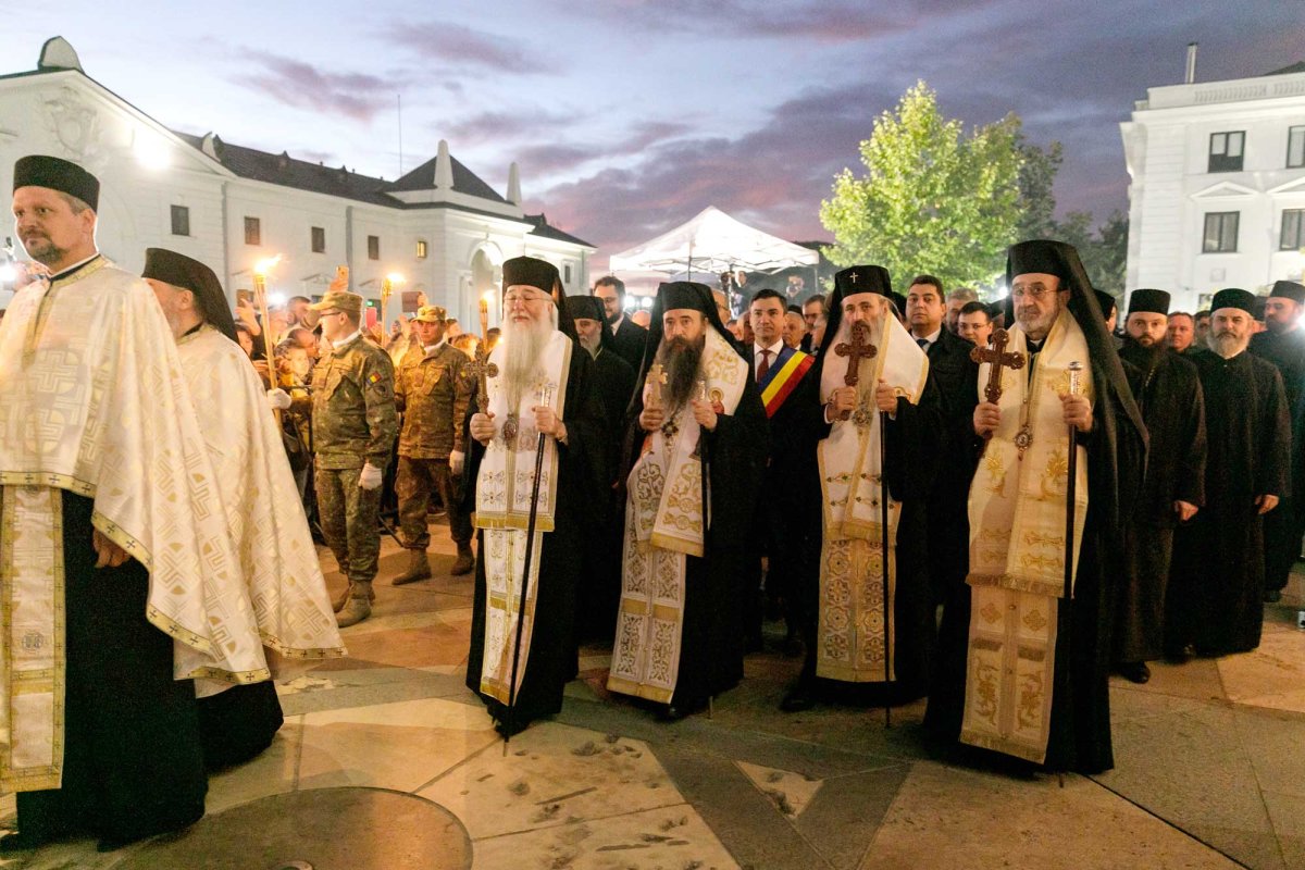 Procesiune în duh de rugăciune pe „Calea Sfinților” 129040