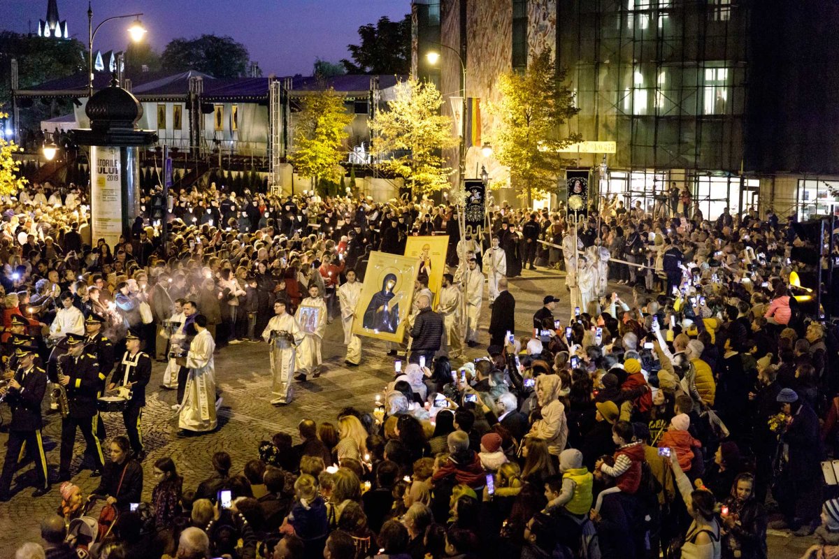 Procesiune în duh de rugăciune pe „Calea Sfinților” 129043