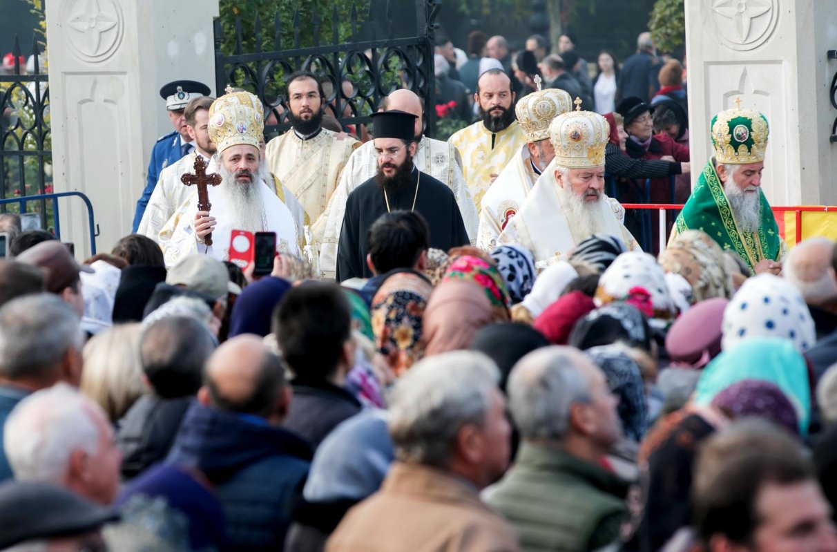 Bucurie și mărturisire în cetatea Iașilor, de ziua Sfintei Parascheva 129122