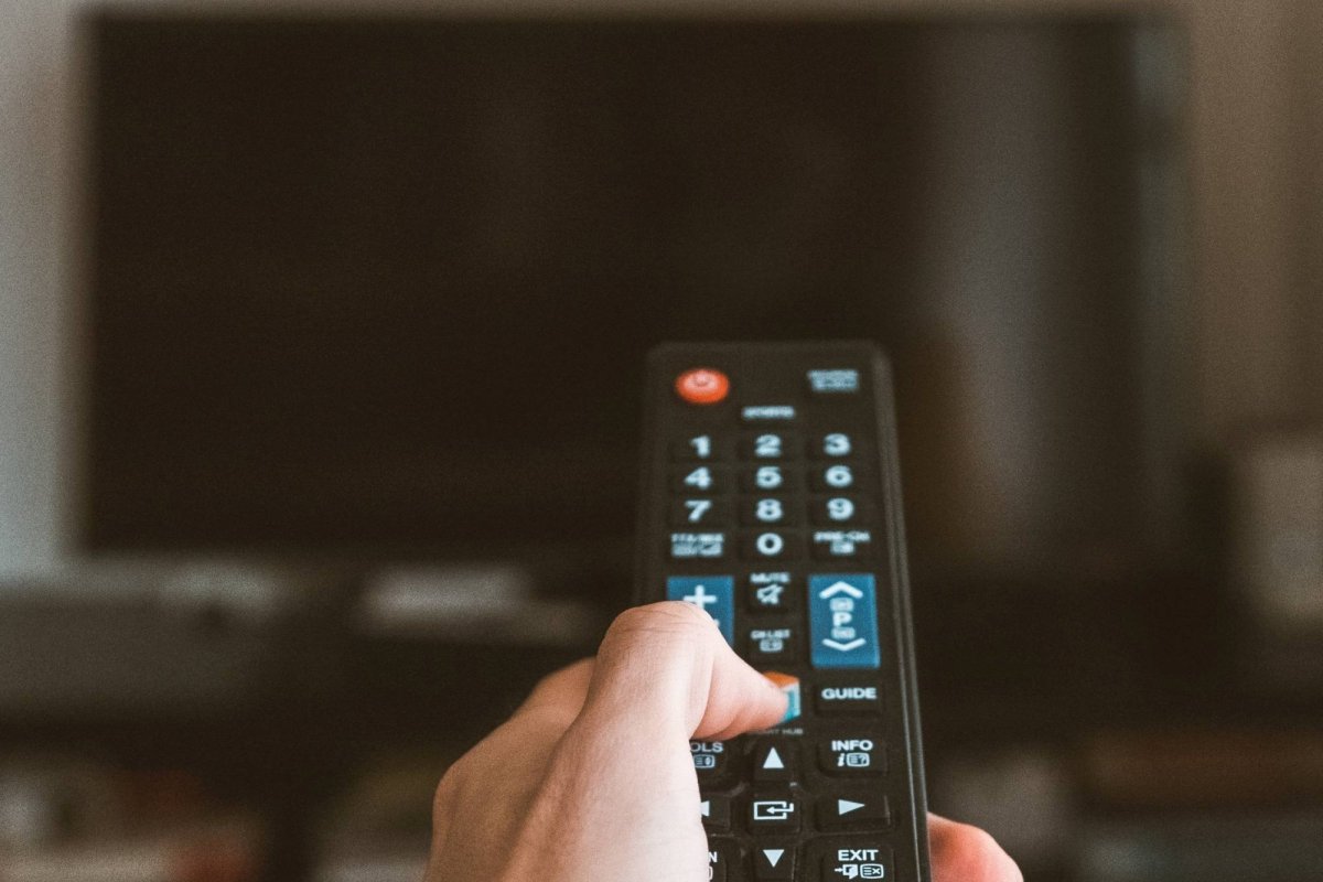 Trei ore zilnic la televizor 129244