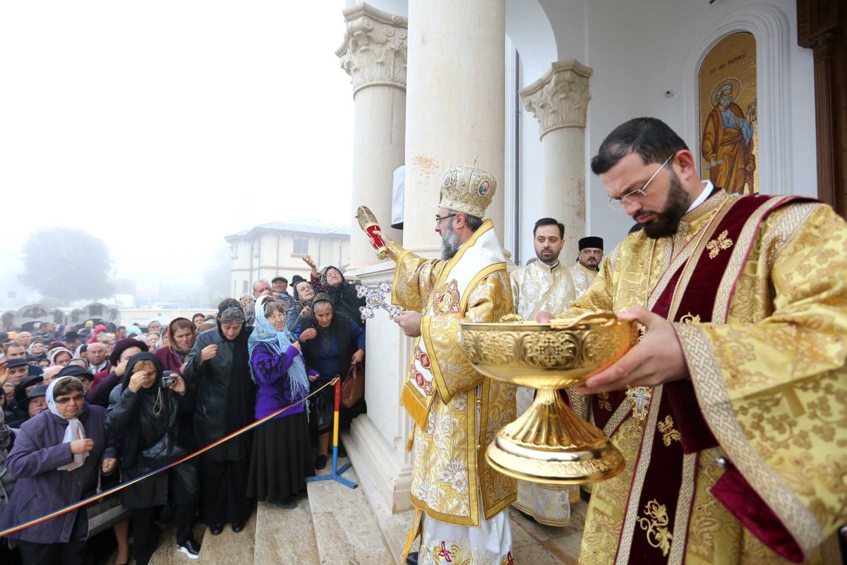 Binecuvântarea Catedralei „Sfânta Cuvioasă Parascheva” din Focșani 129276