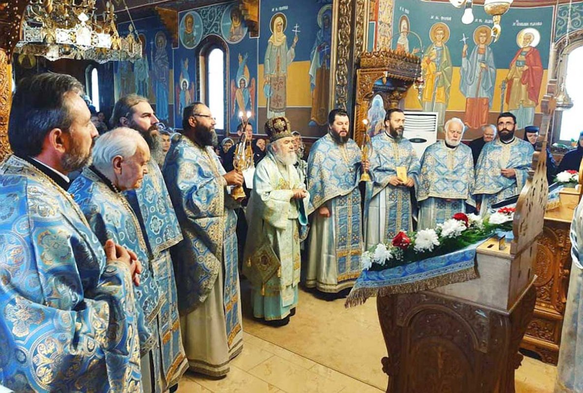 Hramul schitului de maici din Bodrogu-Vechi, județul Arad 129297