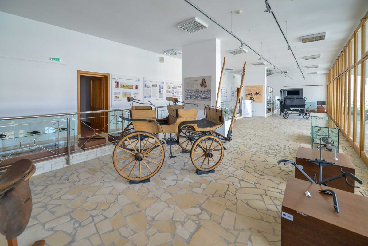 Un palat strălucitor după un sfert de mileniu în ruină 129356