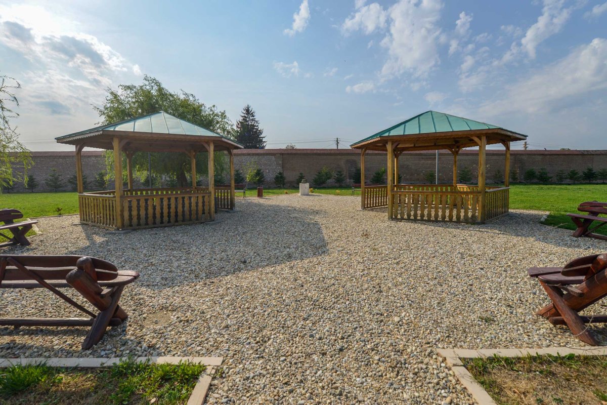 Un palat strălucitor după un sfert de mileniu în ruină 129359