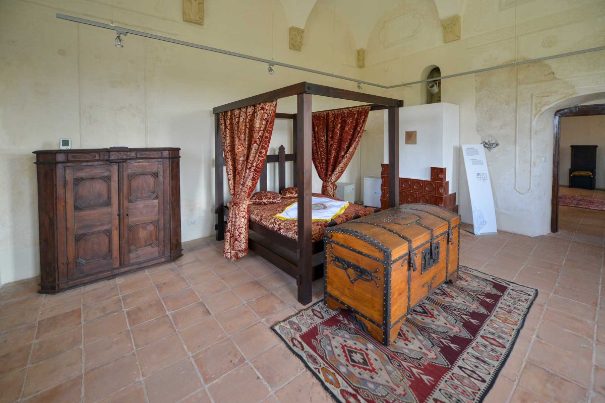 Un palat strălucitor după un sfert de mileniu în ruină 129363