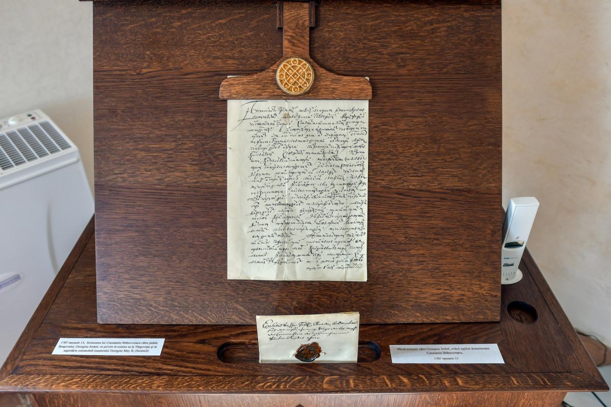 Un palat strălucitor după un sfert de mileniu în ruină 129431