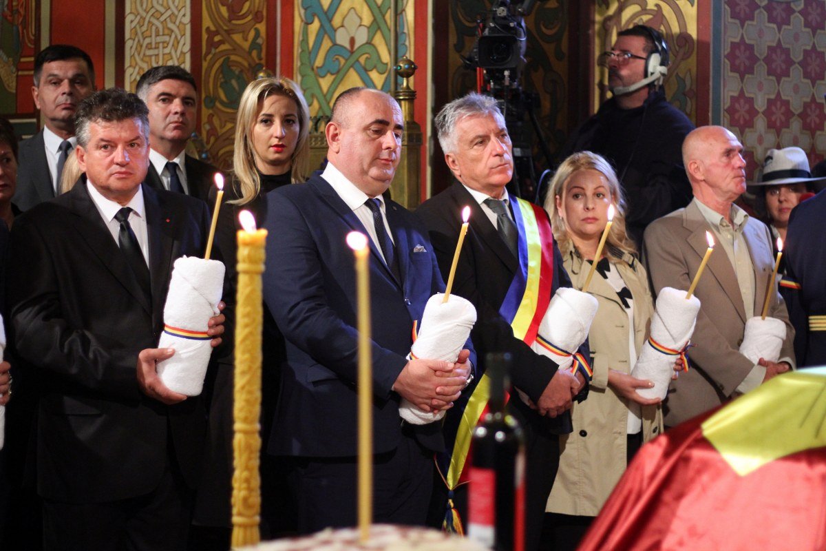 Mama Regelui Mihai I, reînhumată  la Curtea de Argeș 129658