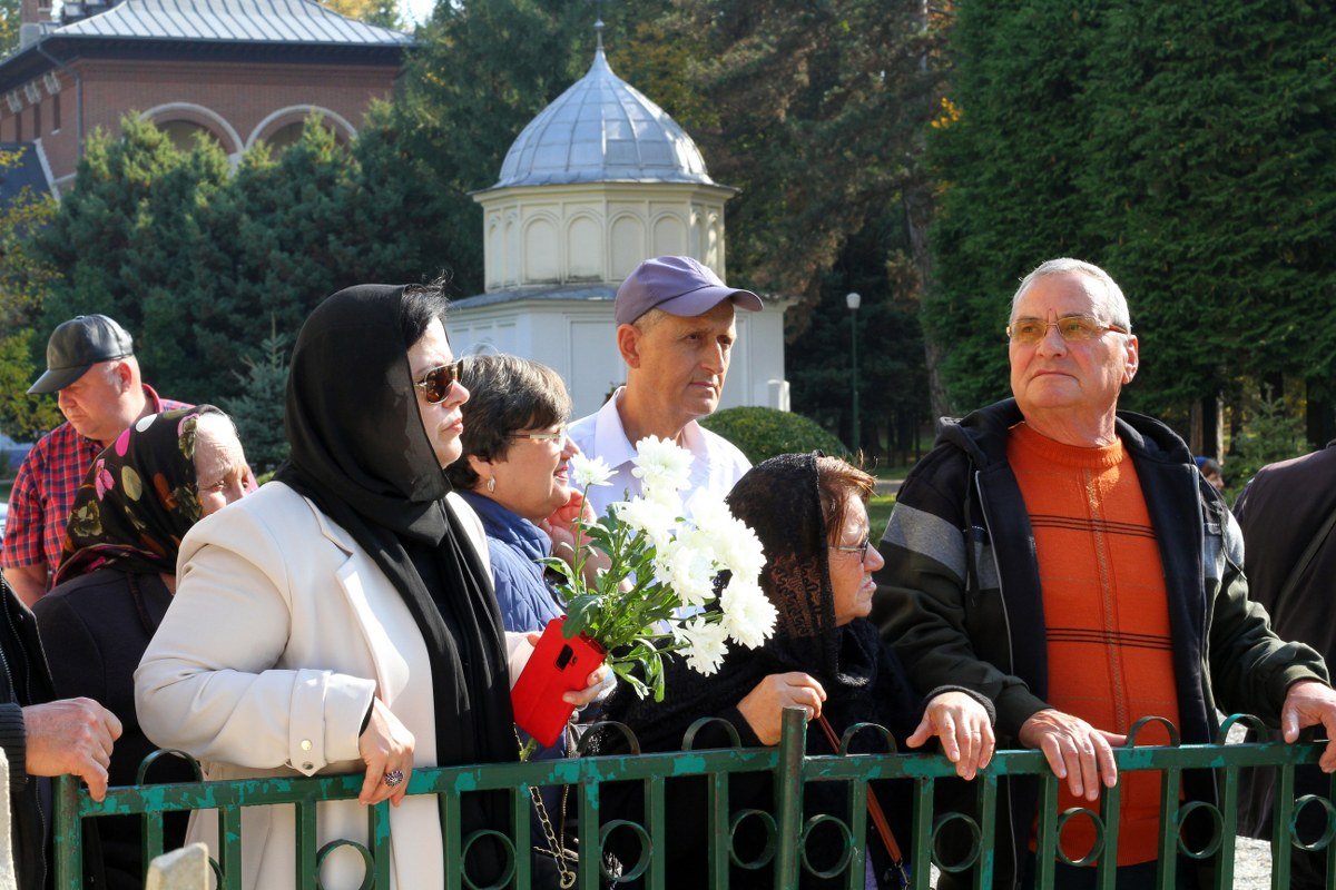 Mama Regelui Mihai I, reînhumată  la Curtea de Argeș 129668