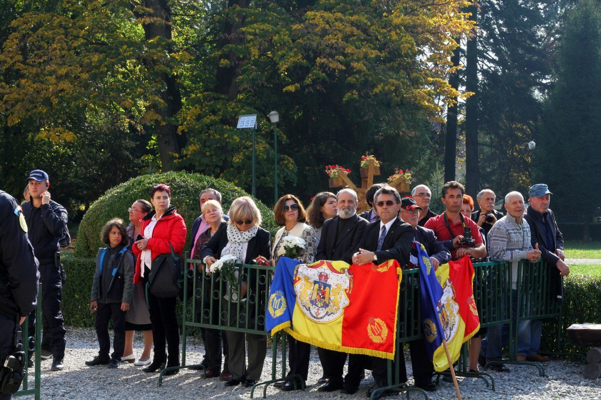 Mama Regelui Mihai I, reînhumată  la Curtea de Argeș 129670