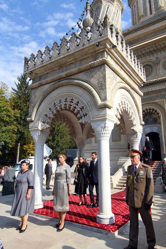 Mama Regelui Mihai I, reînhumată  la Curtea de Argeș 129672