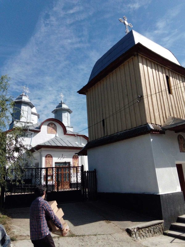 Crucea preotului de la sat 129903