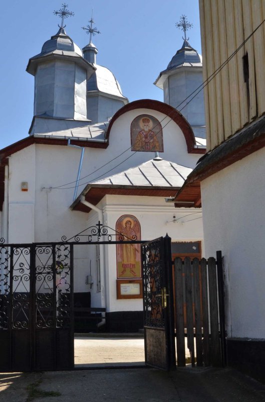 Crucea preotului de la sat 129905