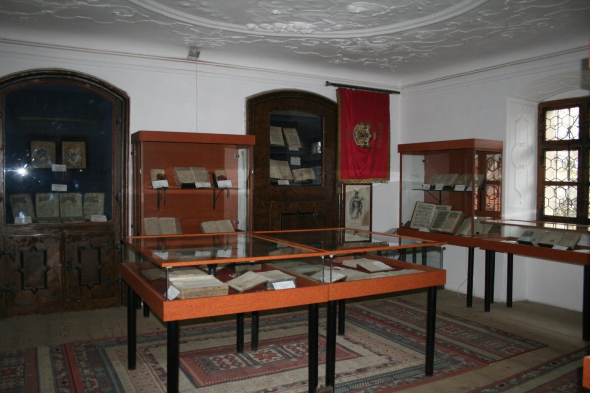 Dascălul Costea, cărturar, copist şi traducător 129977