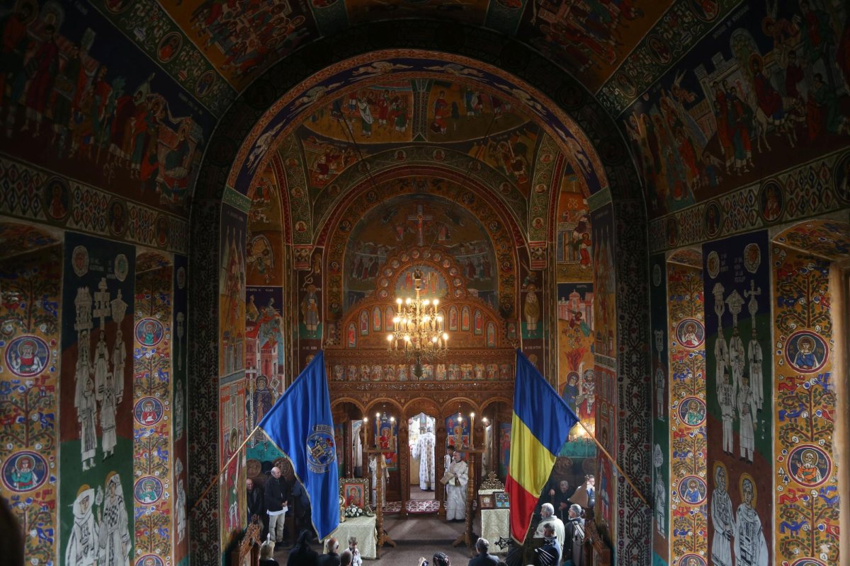 Bogata Olteană, satul cu o catedrală a simțământului românesc 129995