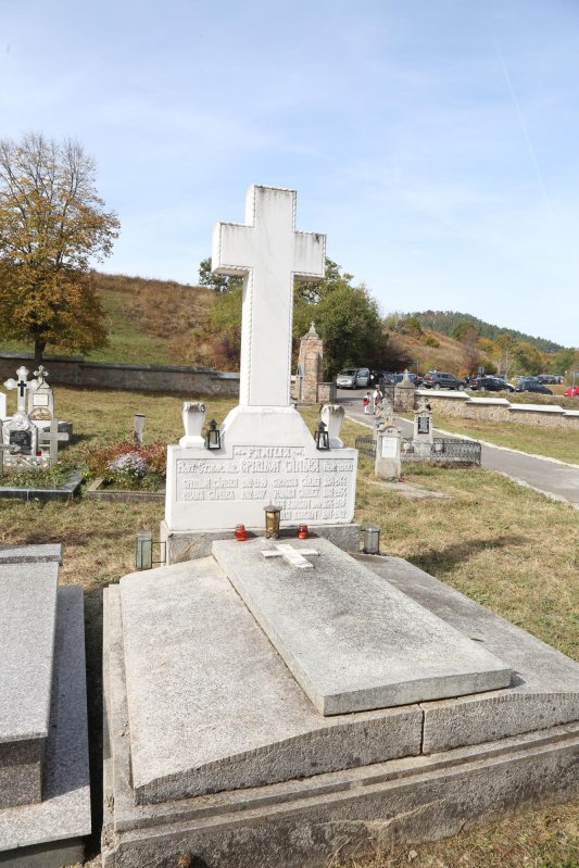 Bogata Olteană, satul cu o catedrală a simțământului românesc 129998