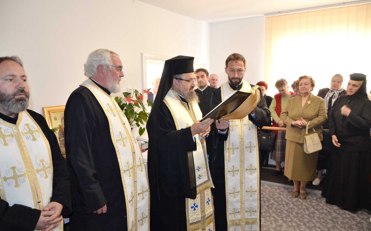 Inaugurarea Centrului social „Cristian” din Brad, Hunedoara 130024