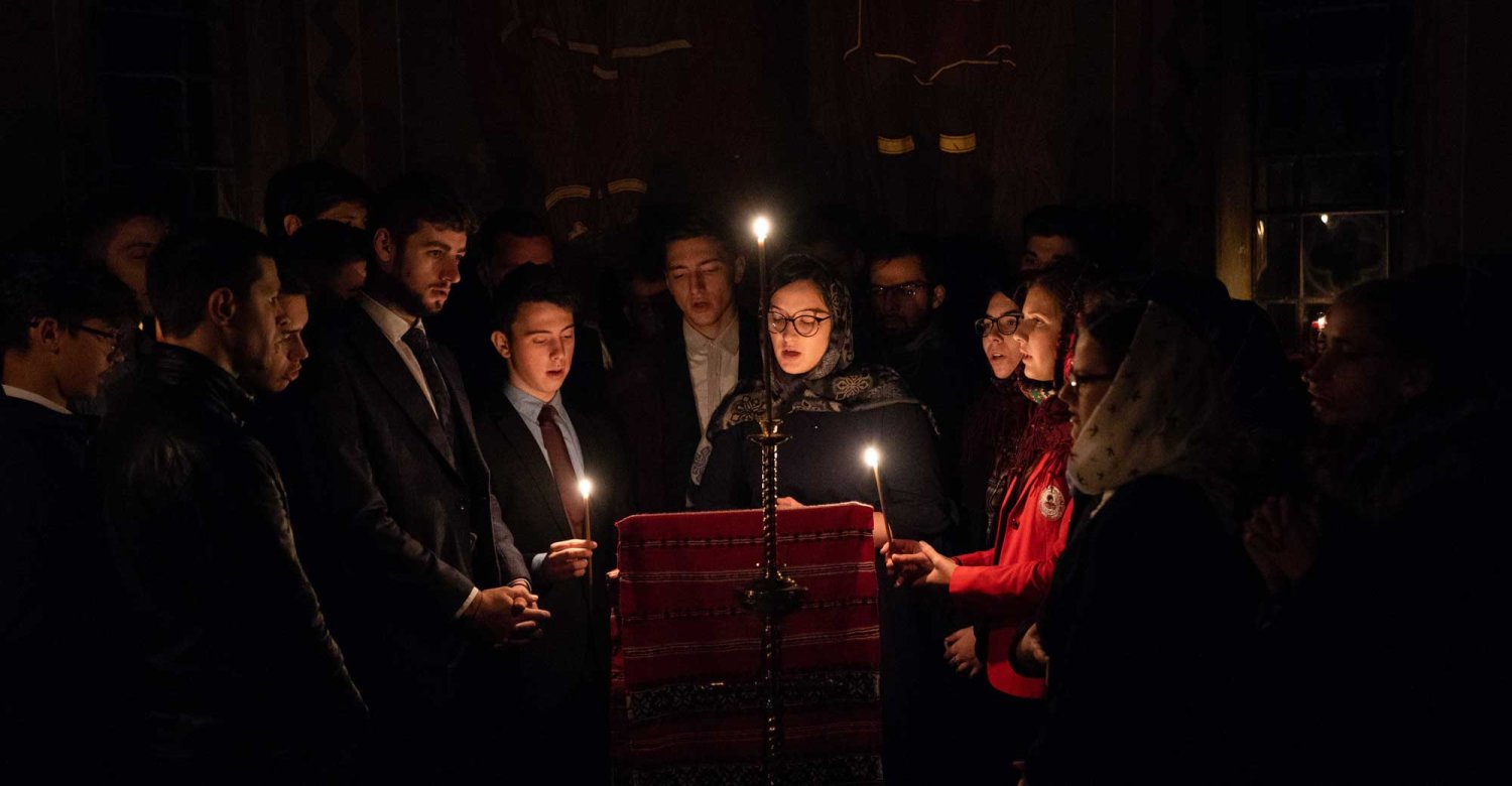Liturghie arhierească la biserica de la Colegiul Pedagogic din Iaşi 130010