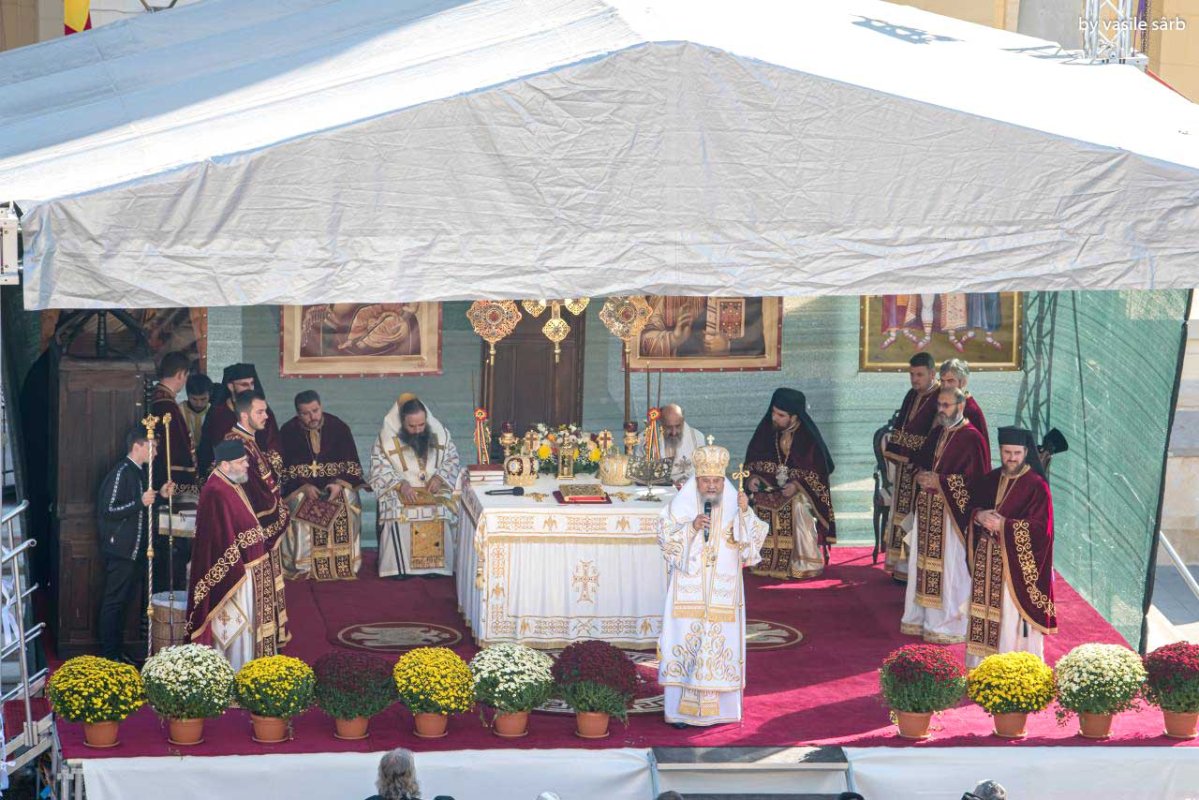 Sărbătoarea Sfinților Mărturisitori Ardeleni la Alba Iulia 130021