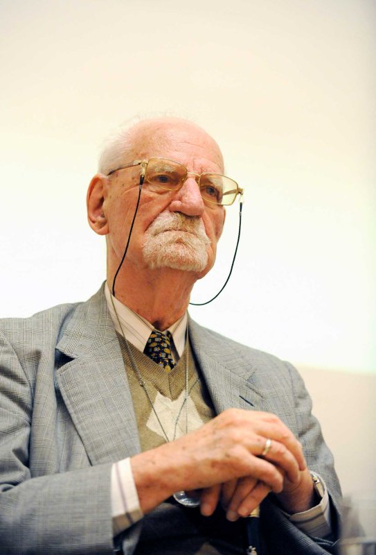 O amintire a ajutorului Sfintei Filofteia în satul Stolnici 130105