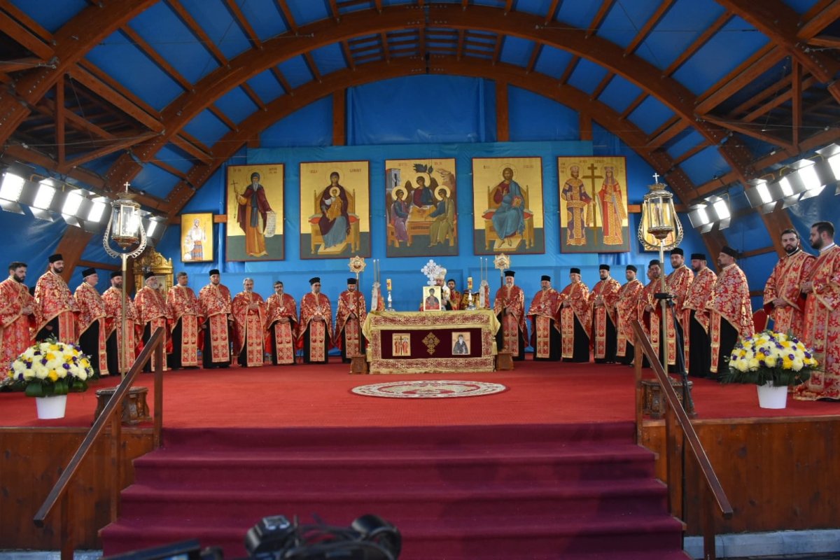 Privegherea în cinstea Mucenicului Dimitrie pe Colina Patriarhiei 130350