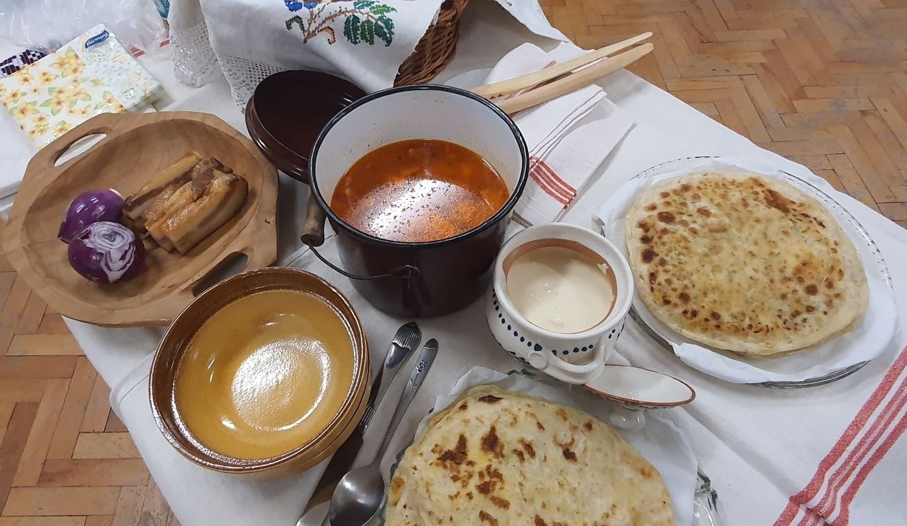 Concurs de reţete  din perioada comunistă 130361