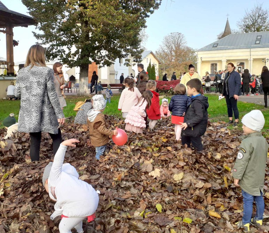 Festival inedit la Grădinița „Episcop Melchisedec” din Roman 130328