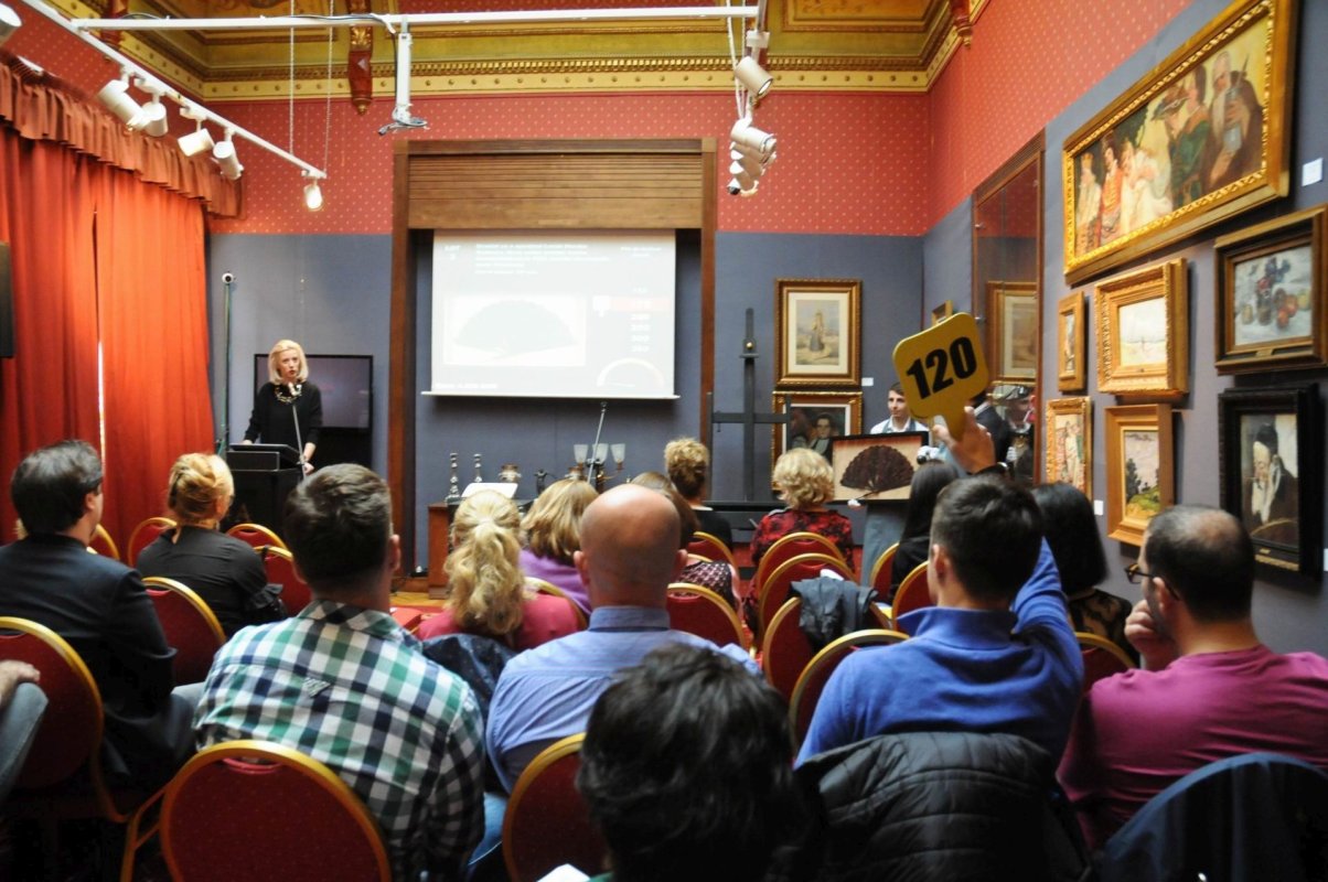 Licitaţie caritabilă pentru artişti 130358