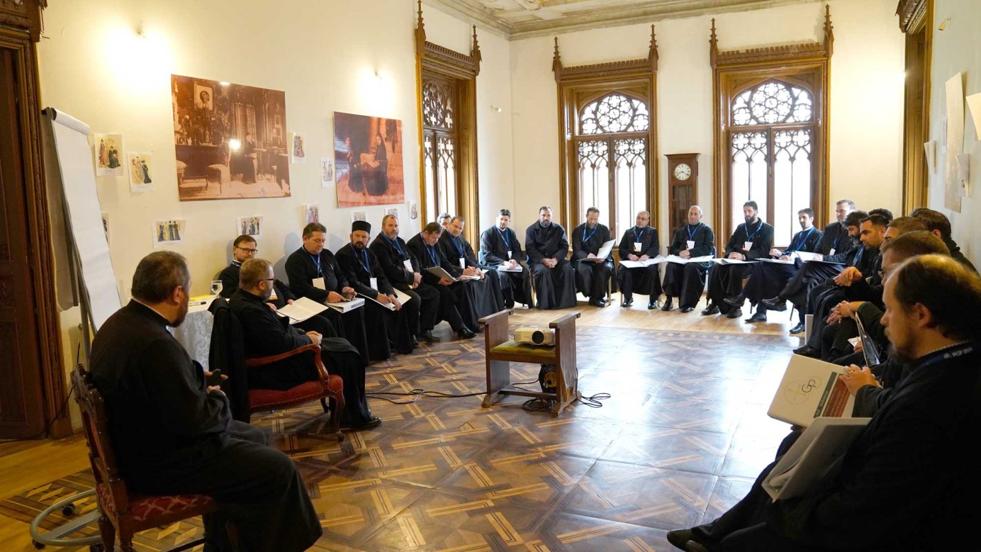 O nouă zi de cursuri preoțești la Miclăușeni 130325