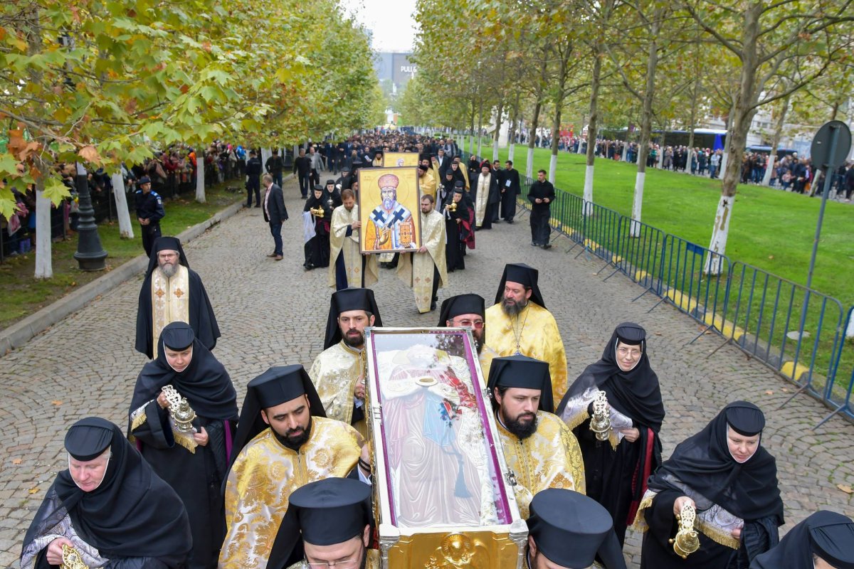 Oaspeţii Cuviosului Dimitrie în cetatea primitoare a Bucureştilor 130370