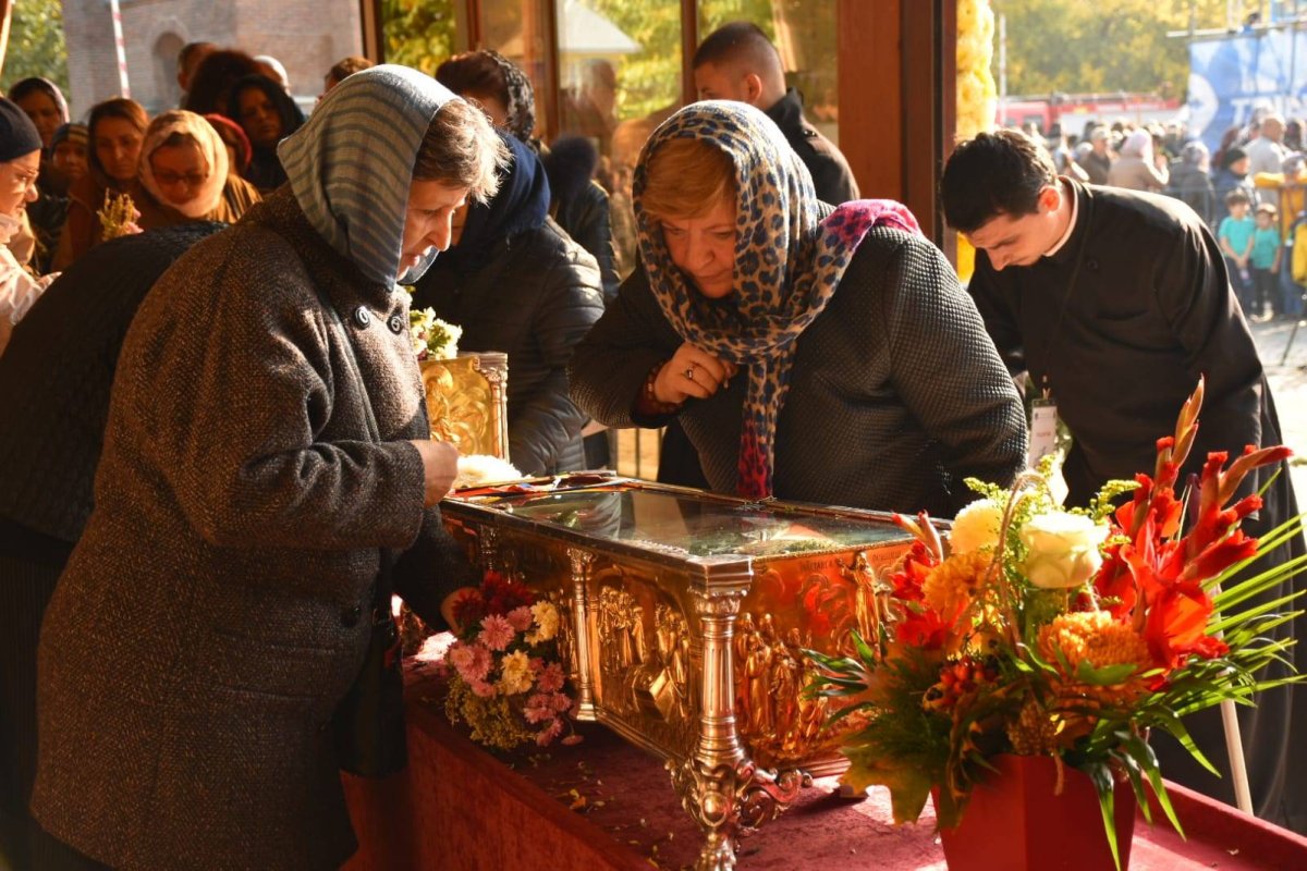 Liturghie arhierească de prăznuirea Mucenicului Dimitrie 130434