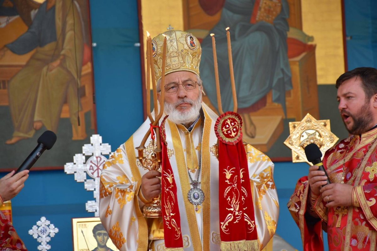 Liturghie arhierească de prăznuirea Mucenicului Dimitrie 130442