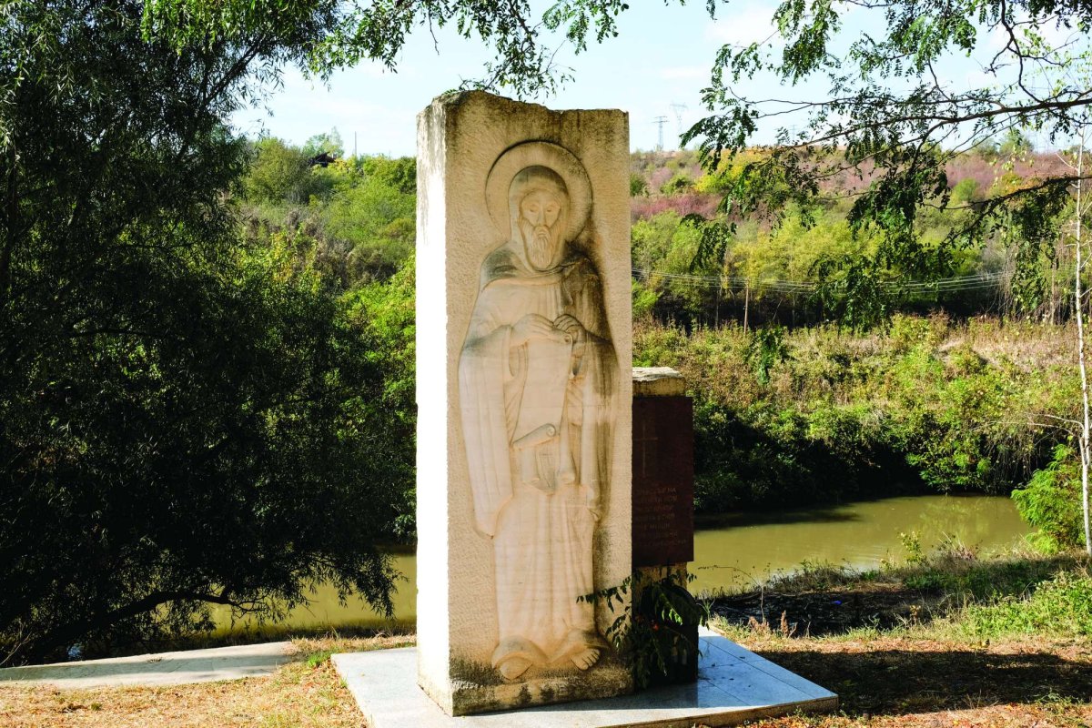 Din satul modest, strălucește astăzi în Capitala României 129861