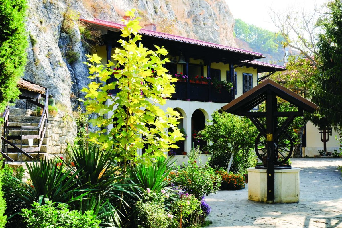 Din satul modest, strălucește astăzi în Capitala României 129863